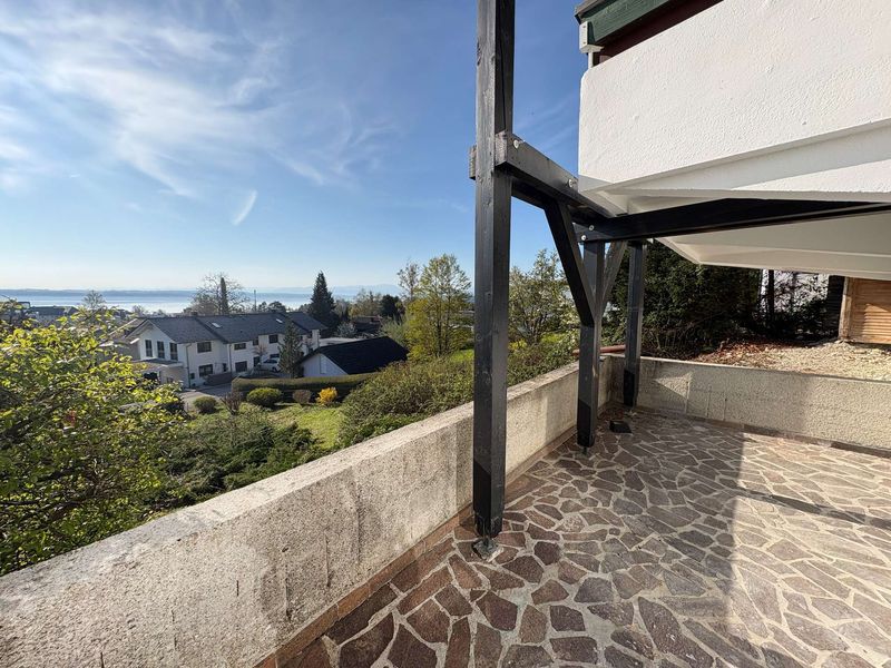 Charmante Wohnung mit traumhaftem See- und Bergblick!